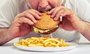 آیا پرخوری عصبی با گرسنگی فرق دارد؟
