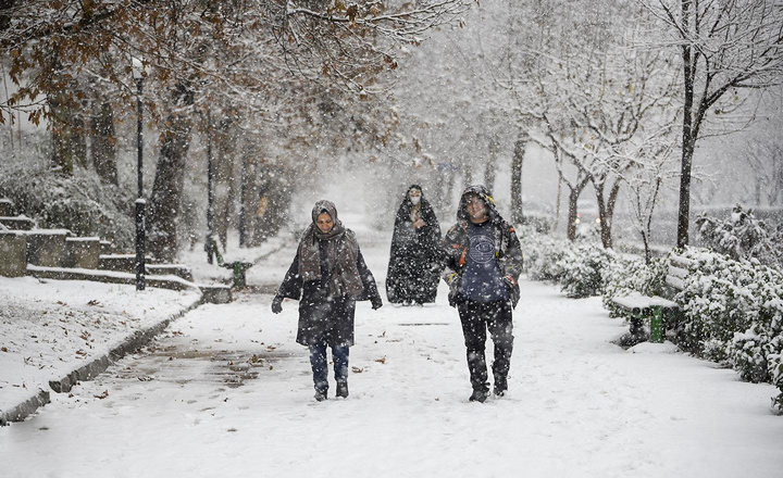 برف زمستانی در تهران