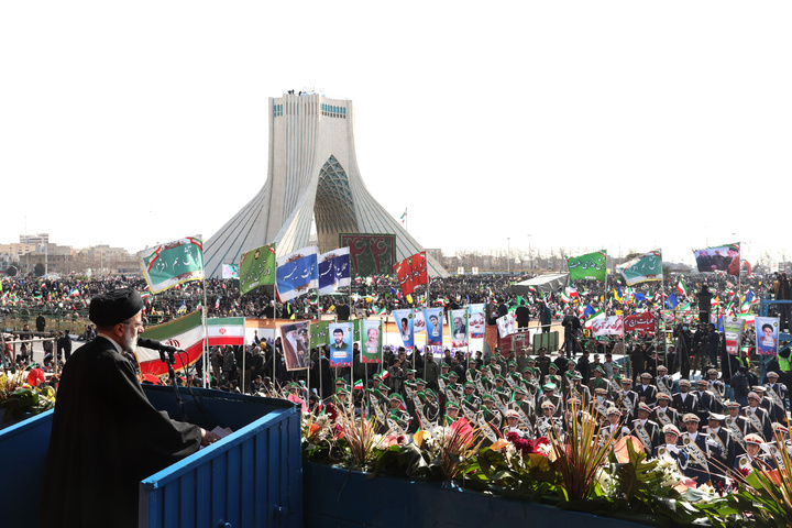 ما مدعی حقوق زنان هستیم