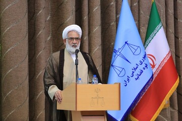 موضوع حجاب نیازمند کار فرهنگی است