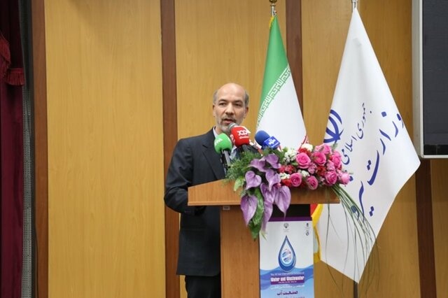 کاهش سه برابری سرانه هر فرد از منابع آبی
کاهش سه برابری سرانه هر فرد از منابع آبی