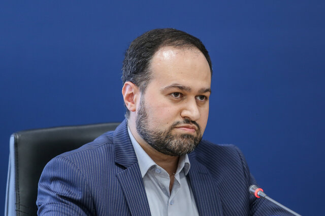 نماینده ساترا: ما را گوشه دیوار نبرید/ نماینده پلتفرم‌ها: بگذارید کار کنیم
